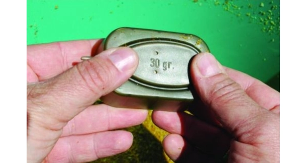 EXTRA CARP - Kŕmidlo Method Feeder 30 g