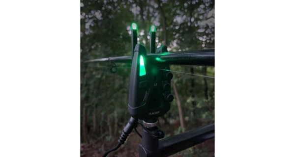 FLACARP - Svietiace záchytné uši Ears2 s LED Modrá