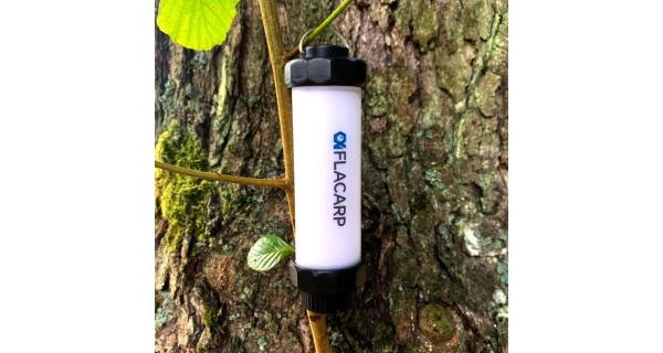 FLACARP - Vodotesné LED svetlo FL7 s príposluchom a USB-C konektorom