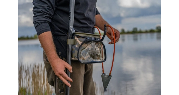 FOX - Ľadvinka na kŕmenie Aquos Camolite Bait Belt 8 l