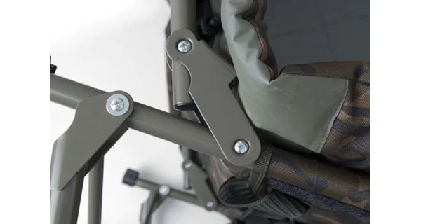 FOX - Lehátko Camo Bedchair R3 Kingsize