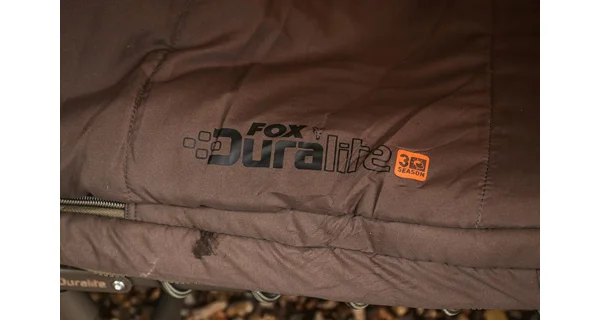 FOX - Lehátko so spacákom Duralite 3 Season System