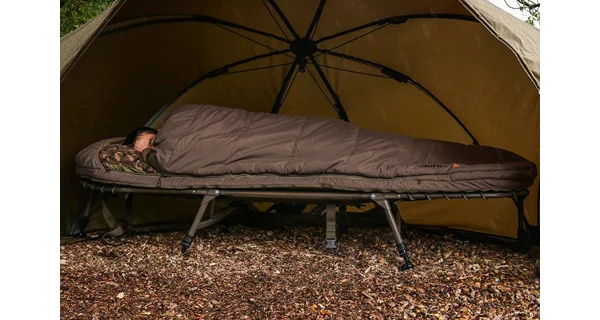 FOX - Lehátko so spacákom Duralite 3 Season System