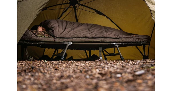 FOX - Lehátko so spacákom Duralite 3 Season System