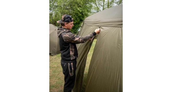 FOX - Nafukovací bivak Air Frame Social Shelter 2,5 x2, 5 m