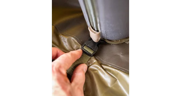 FOX - Nafukovací bivak Air Frame Social Shelter 2,5 x2, 5 m