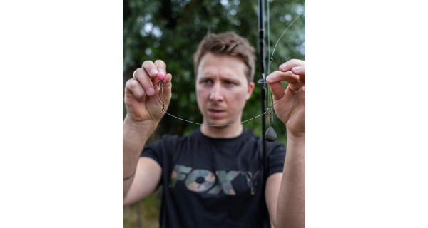 FOX - Náväzcový vlasec Edges Link Illusion Flurocarbon 20 m 0,64 mm 35 lb