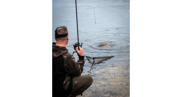 FOX - Podberák Eos-X Landing Net 6 ft 42" 2 diely