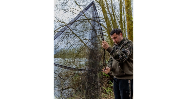 FOX - Podberáková sieť Camo Landing Net Mesh 46"