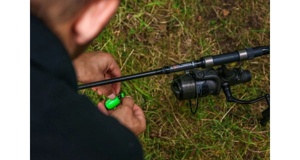 FOX - Prút Explorer 8–10 ft 3,25 lb Full Shrink