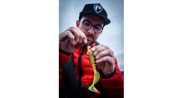 FOX RAGE - Gumová nástraha Pre Grub Loaded 12 cm UV Perch