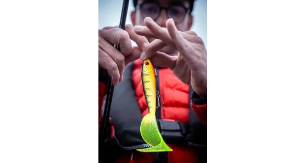 FOX RAGE - Gumová nástraha Pre Grub Loaded 12 cm UV Perch