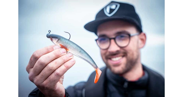 FOX RAGE - Gumová nástraha Zander Pro Shad Ultra Natural Roach 10 cm