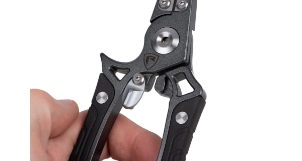 FOX RAGE - Kliešte Belt Pliers 18,5 cm