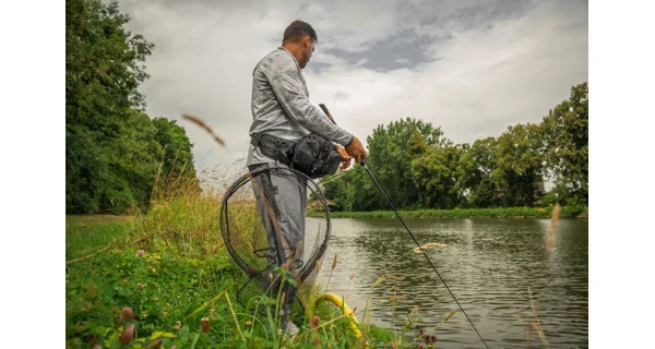 FOX RAGE - Ľadvinka Camo Voyager Belt Bag