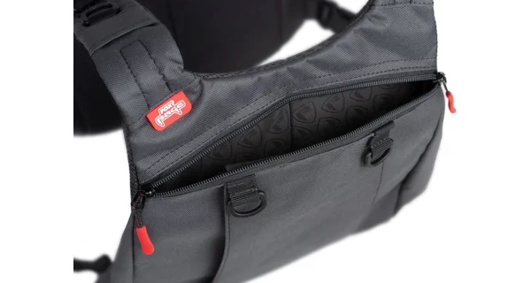 FOX RAGE - Náprsný batoh Chest Pack