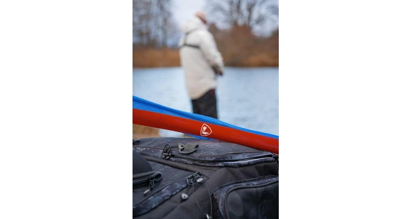 FOX RAGE - Návlek Rod Shield Spin 190 cm Modrý