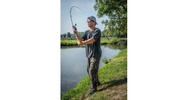 FOX RAGE - Prút Warrior Pike Cast Ext 2,3 m 60-140 g 1+1 diel