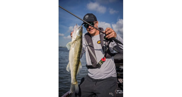 FOX RAGE - Prút Warrior Zander Cast 2,1 m 10-40 g 1+1 diel