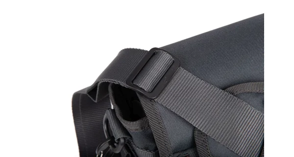 FOX RAGE - Taška Messenger Bag