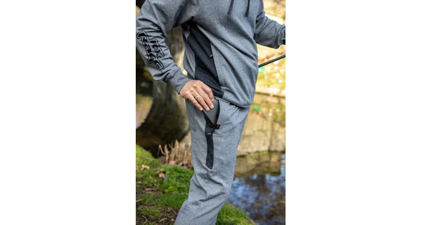 FOX RAGE - Tepláky Voyager Grey Joggers veľ. 3XL