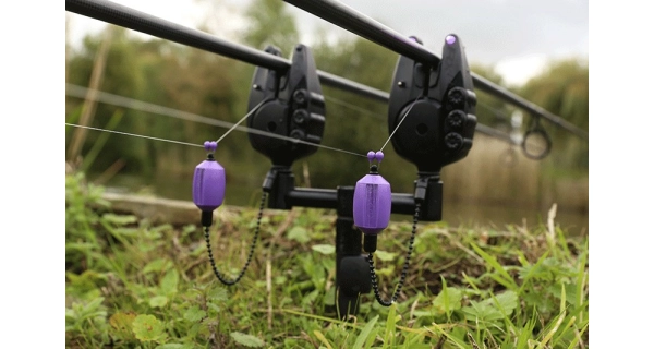 FOX - Swinger Black Label Dumpy Bobbins Red