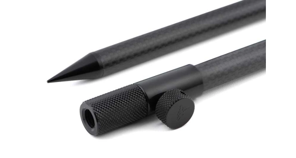 FOX - Vidlička Black Label Carbon Banksticks 18"