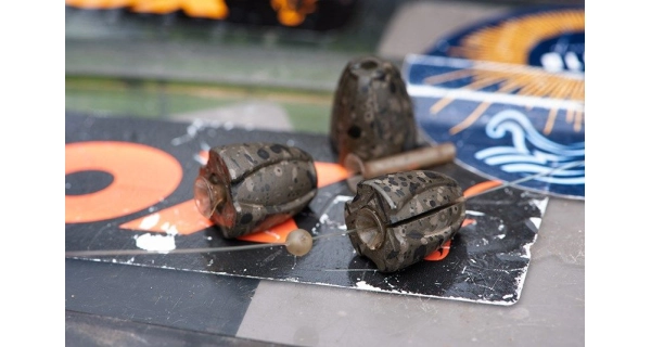 FOX - Zadné olovo Back Lead Removable Flying Back Weights 10 g 5 ks