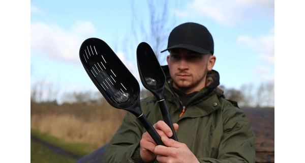 FOX - Zakrmovacia lopatka Boilie Baiting Spoon