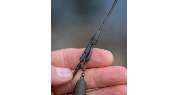 FOX - Závesky Edges Tubing Leadclip Ready Rigs Camo veľ. 7 3 ks