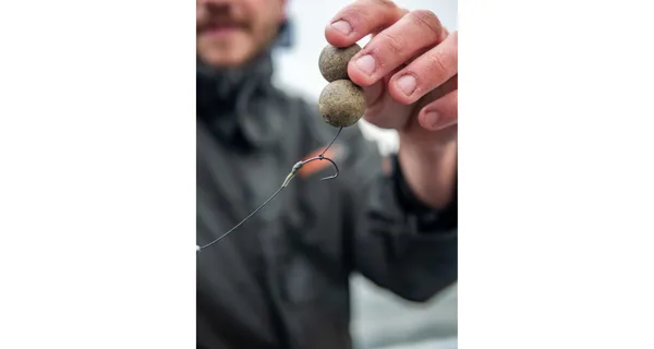 GARDNER - Háčiky Covert Dark Mugga Hook Barbed veľ. 2 10 ks