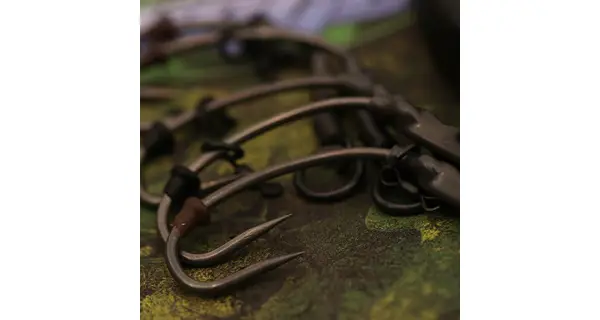 GARDNER - Háčiky Curved Rigga Hooks (CVR) Barbed veľ. 8 10 ks