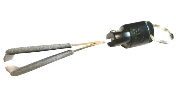 GEOFF ANDERSON - Magnet s pogumovanými kliešťami WizTool 1 ks