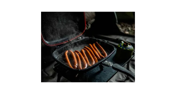 GIANTS FISHING - Akčný set Panvica na varenie Eazi Pan Large + Sada nerezových príborov
