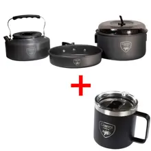 GIANTS FISHING - Akčný set Sada riadu s kanvičkou + Nerezový thermo hrnček 400 ml