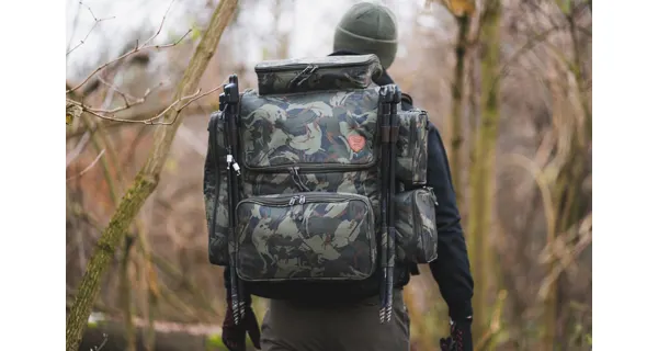 GIANTS FISHING - Batoh Luxury X-Large Rucksack + Chladiaca taška Thermo Cooler Bag ZADARMO