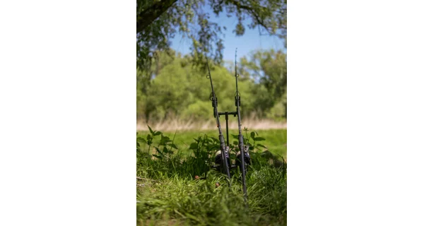 GIANTS FISHING - Kaprový prút Gaube XP330 2,75 m 3 lb 2 diely