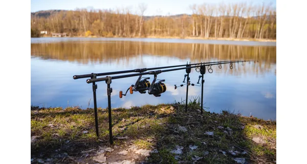 GIANTS FISHING - Kaprový prút Gaube XP330 3,6 m 3,25 lb 2 diely