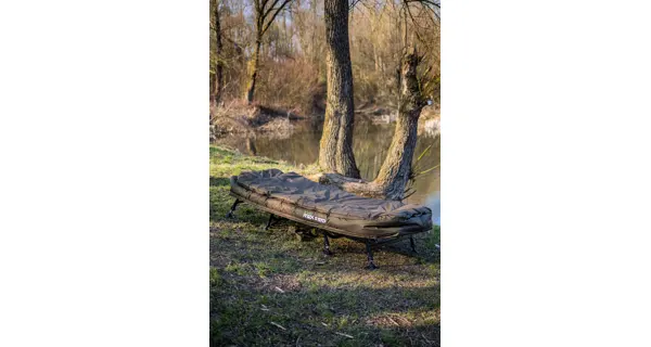 GIANTS FISHING - Lehátko + spací vak Bedchair/Sleeping Bag System RWX 5 STD