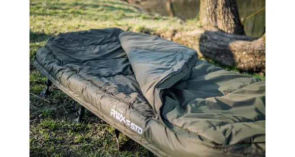 GIANTS FISHING - Lehátko + spací vak Bedchair/Sleeping Bag System RWX 5 STD