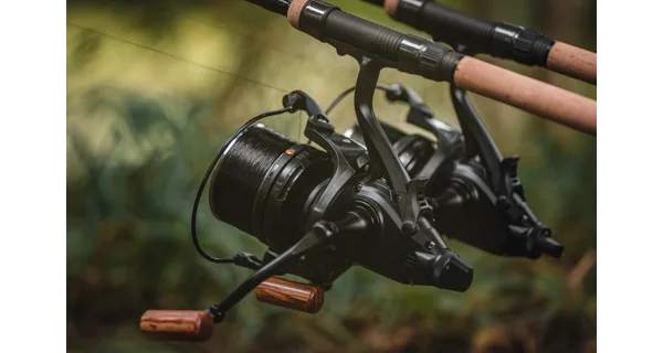 GIANTS FISHING - Navijak Deluxe Reel FS 9000 + cievka 8000 ZADARMO!