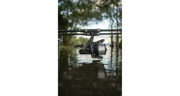 GIANTS FISHING - Navijak XRS FD 9000 + čierna cievka 10000 ZADARMO!