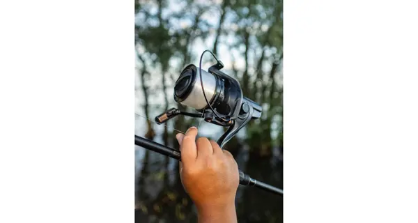 GIANTS FISHING - Navijak XRS FD 9000 + čierna cievka 10000 ZADARMO!