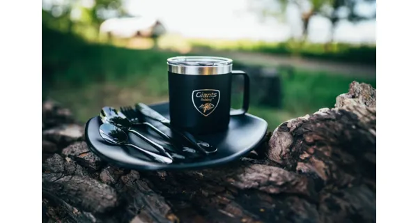 GIANTS FISHING - Nerezový thermo hrnček Black Stainless 400 ml