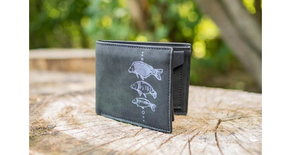GIANTS FISHING - Peňaženka čierna tri kapry Black Wallet Three Carps