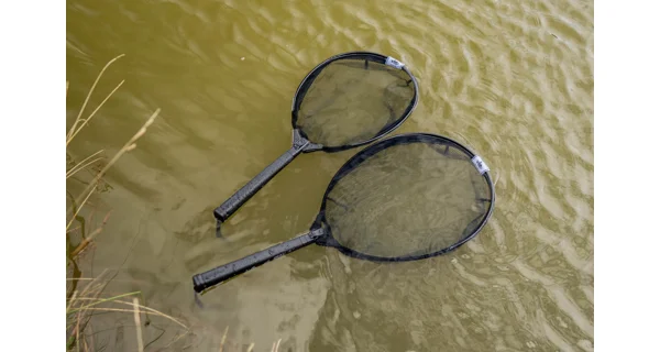 GIANTS FISHING - Plávajúci podberák s pogumovanou sieťkou Deluxe Rubber Float Medium