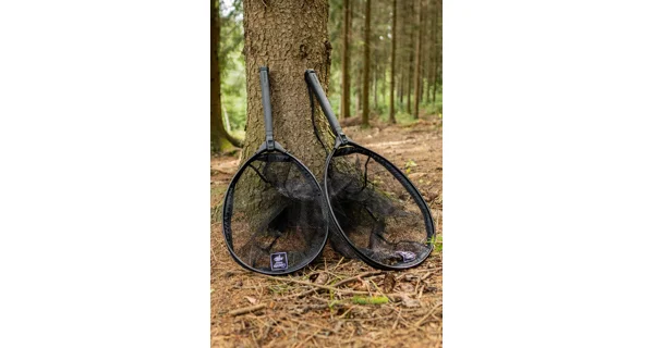 GIANTS FISHING - Plávajúci podberák s pogumovanou sieťkou Deluxe Rubber Float Medium