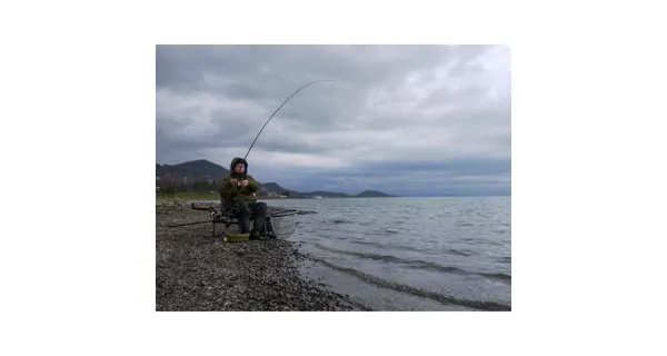 GIANTS FISHING - Prút Fluent MK2 Feeder 3,3 m 90 g 3 diely