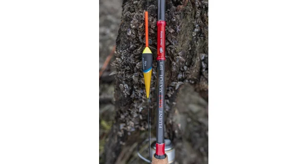 GIANTS FISHING - Prút Fluent MK2 Match 3,3 m 8-25 g 3 diely
