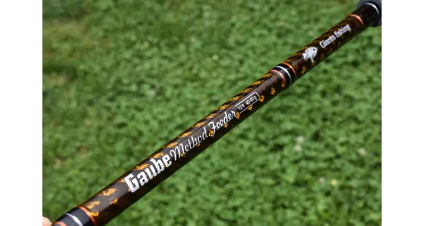 GIANTS FISHING - Prút Gaube Medium Method Feeder 12 ft 40-90 g 3 diely